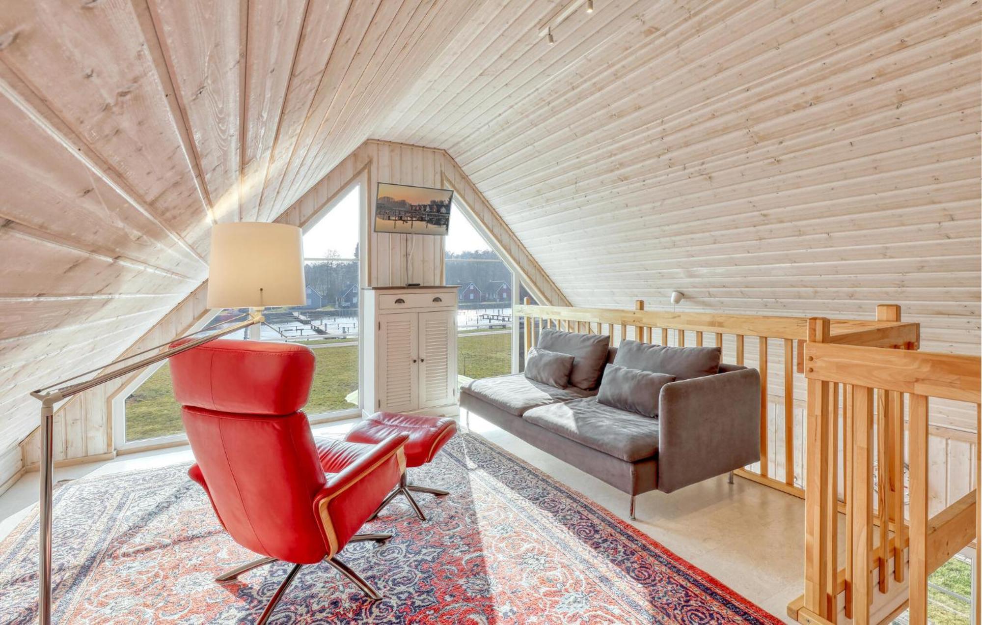 2 Bedroom Stunning Home In Zerpenschleuse Exterior photo